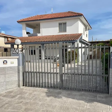 Acquamarina בית נופש *